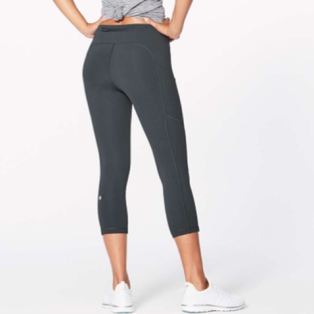 Lululemon Speed Up Crop 21” - Picture 3 of 12